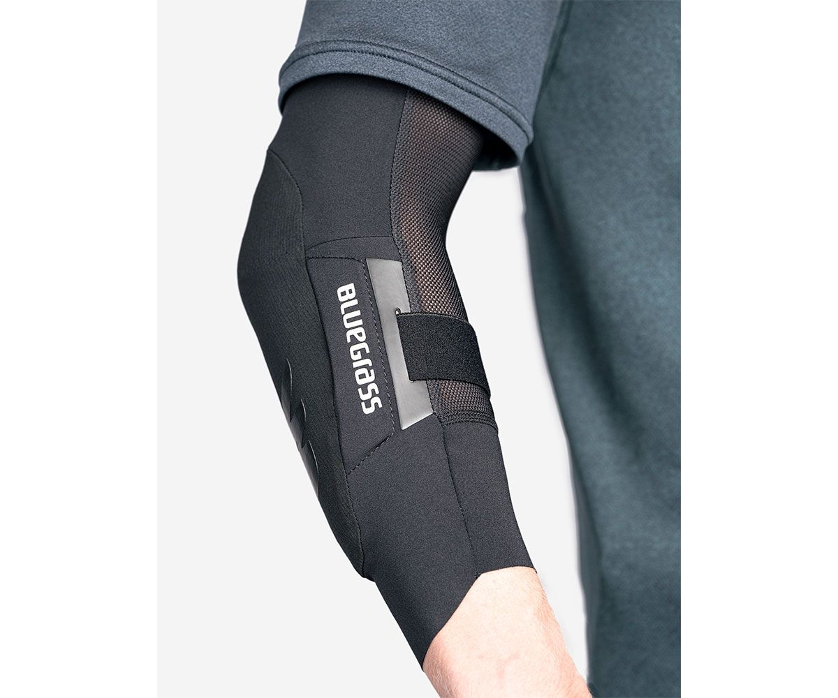 Bluegrass Aura Core Elbow is a Level 1 Certified MTB Elbowpads for Trail, Enduro, DH and E-MTB featuring SAS-TEC Technology