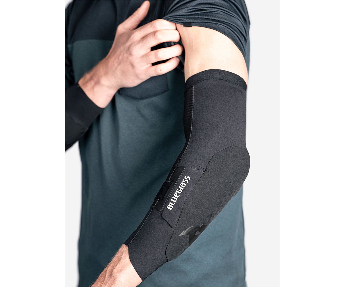 Bluegrass Aura Core Elbow is a Level 1 Certified MTB Elbowpads for Trail, Enduro, DH and E-MTB featuring SAS-TEC Technology